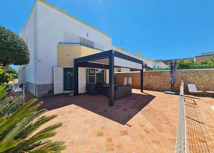 فيلة Do Limao تافيرا